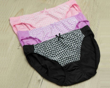 BW2225 千鳥格內褲